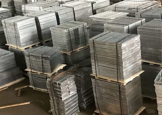kupować ASTM 123 30X25 Schody Metalowe ocynkowane kratki podłogowe online manufacture